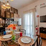 Stonehouse Oasis Appartamento *