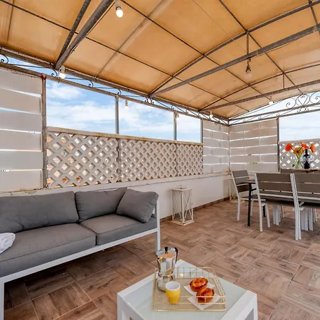 Apartamento Stonehouse Oasis